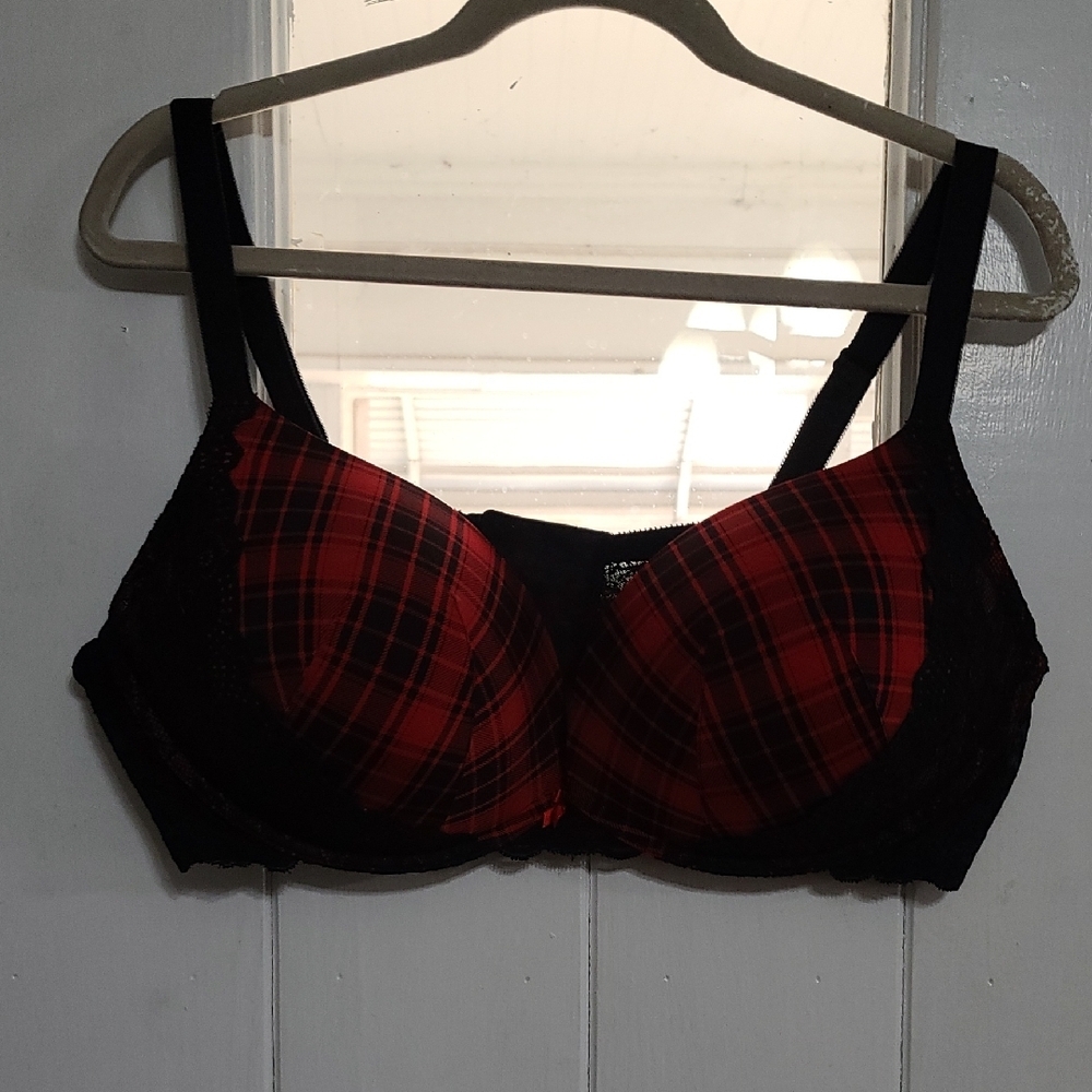 Torrid Plaid Red and Black Women's Bra Underwire Adjustable‎ Padded Sz 46 C GUC